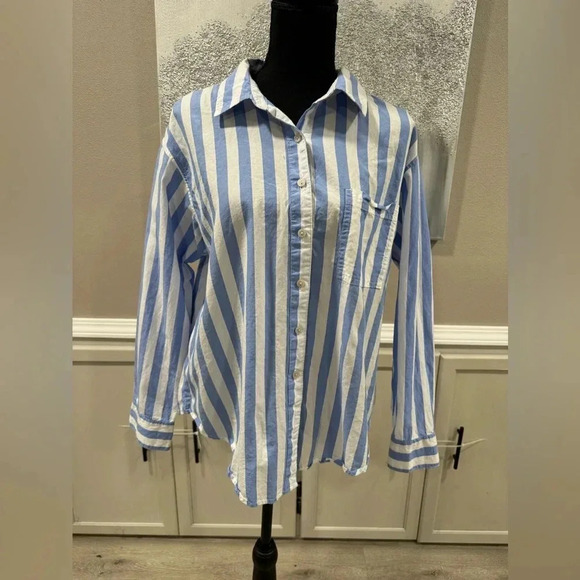 🔴Maurice’s 90s Prep Relaxed Button Up Shirt - Picture 2 of 5